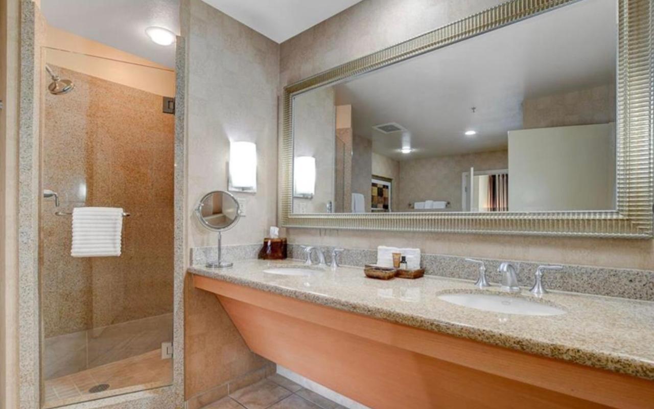 Condo At Platinum Hotel Strip View Las Vegas Exterior photo